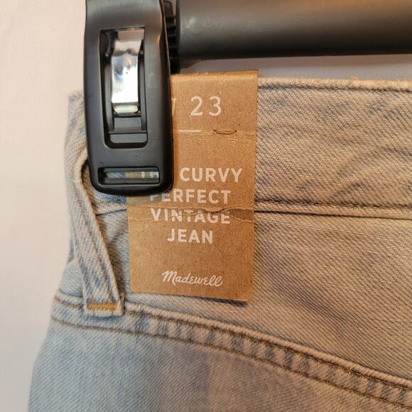 Madewell Light Wash High Rise Curvy Perfect Vintage Straight Leg Jeans Size 23 - Picture 7 of 11